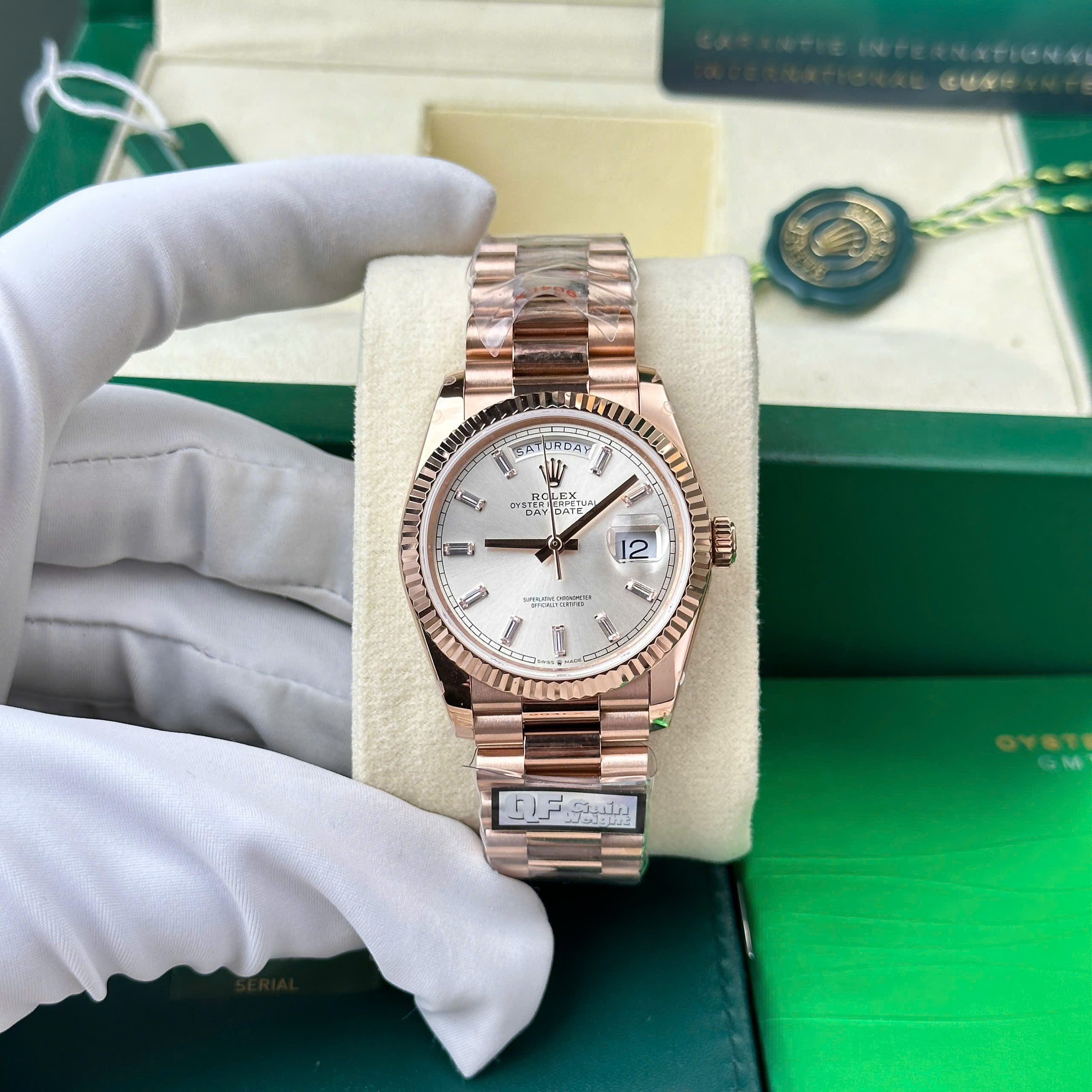 Đồng Hồ Rolex Day-Date 128235 Chế Tác mặt số bạc trọng lượng 158gram nhà máy QF 36mm
