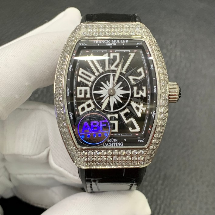 Đồng hồ Franck Muller nữ đính kim cương nhân tạo FM V32 ABF Thụy Sỹ 