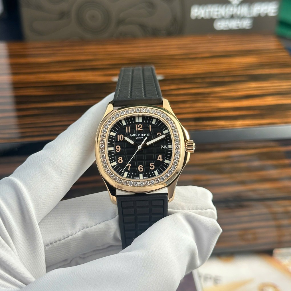 Đồng hồ Patek Philippe Aquanaut 5067 Replica 11 mạ vàng hồng mặt đen PPF 35.6mm 