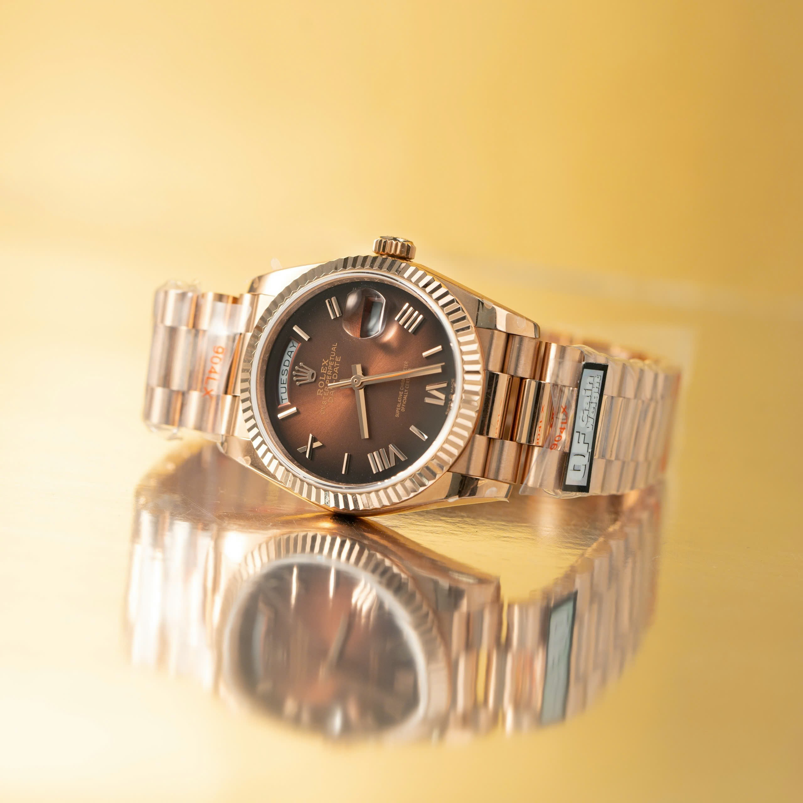 Đồng hồ Rolex Day-Date Rep 11 trọng lượng 186gram mặt chocolate nhà máy QF 40mm