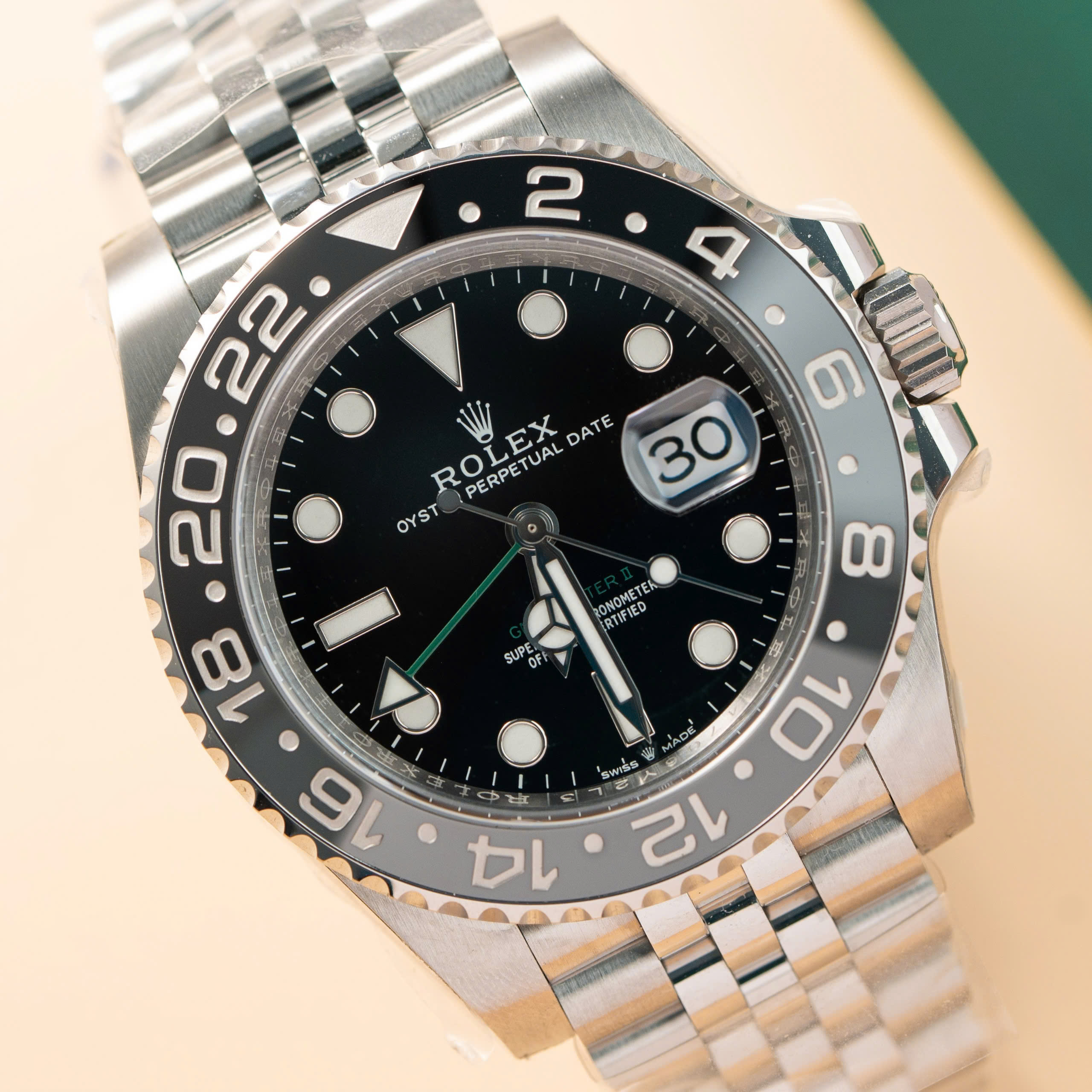 Đồng hồ Rolex GMT-Master II 126710GRNR Bruce Wayne Replica 11 mặt đen nhà máy Clean 40mm