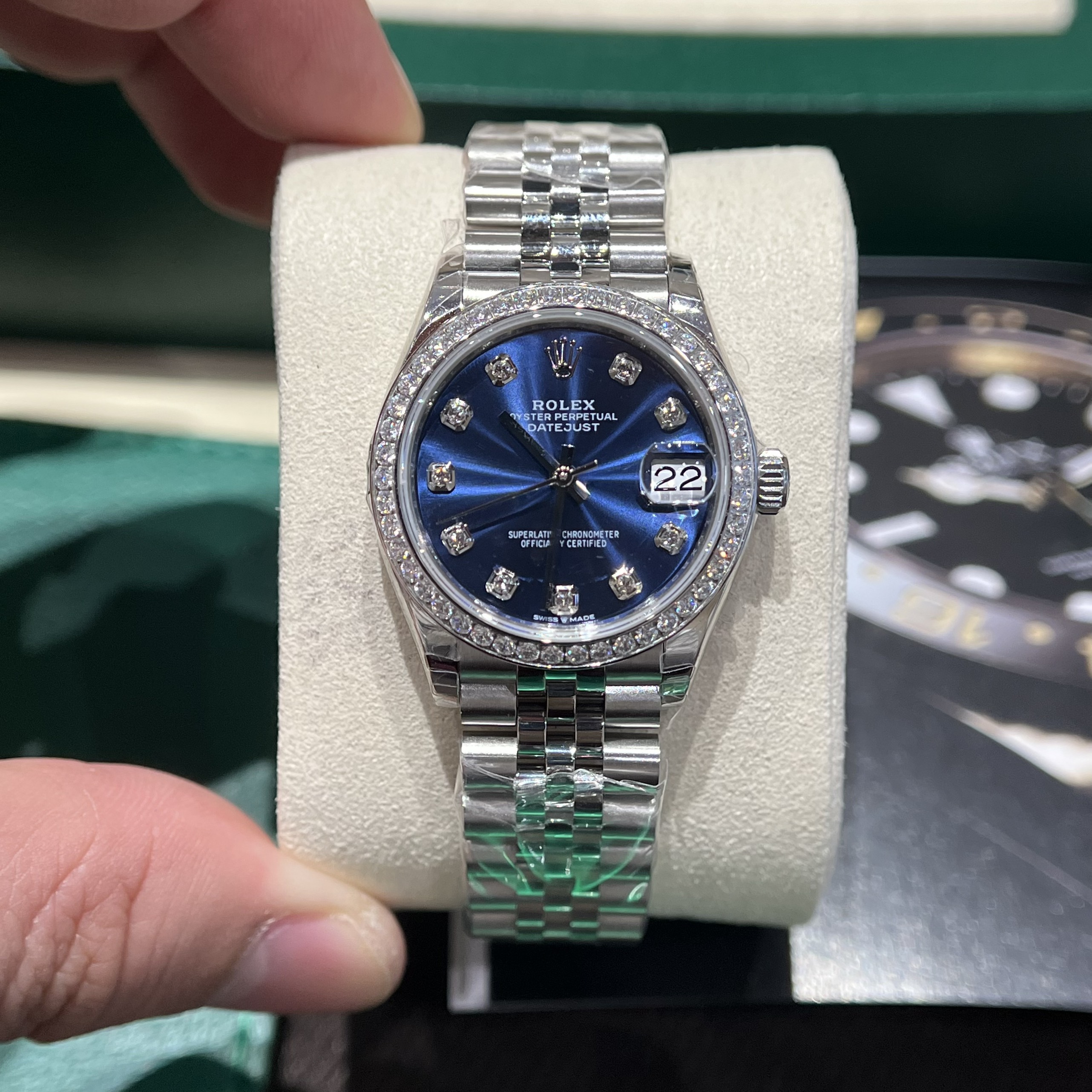 Đồng hồ Rolex Datejust Replica 11 nữ mặt xanh cọc số đính đá EW Factory 31mm