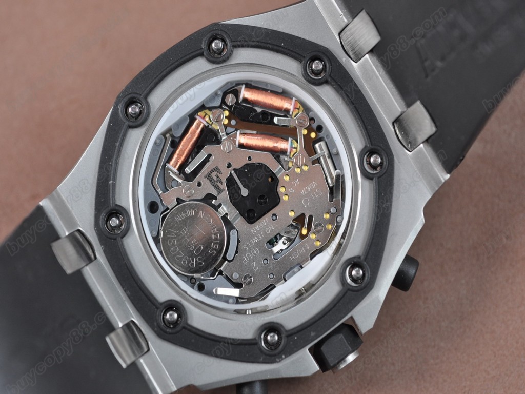 愛彼錶【男性用】Royal Oak SS/RU WhiteJapan VD76A 石英機芯搭載 4