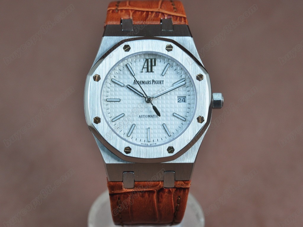 愛彼錶【男性用】 Royal Oak Jumbo 39mm SS/LE White Swiss Eta 2824-2自動機芯搭載9