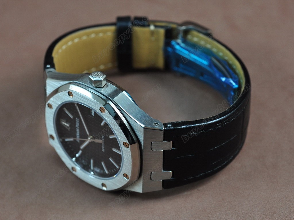 愛彼錶【男性用】 Royal Oak Jumbo 39mm SS/LE Black Swiss Eta 2824-2自動機芯搭載6