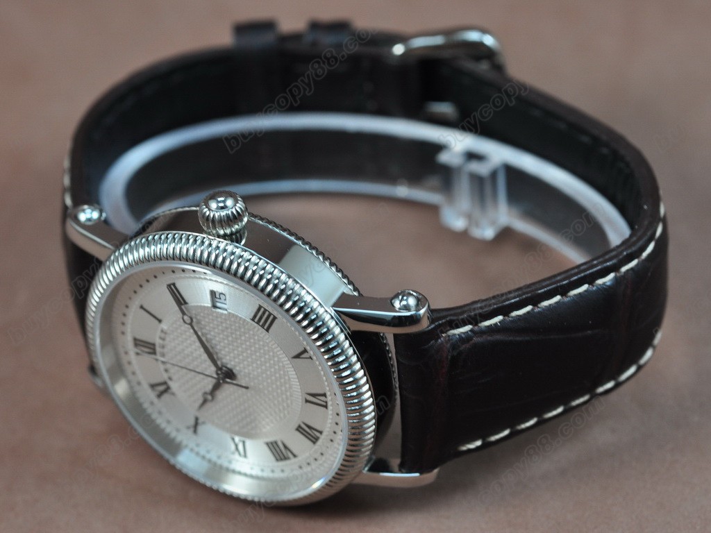 寶璣【男性用】 Classique Automatic  SS/LE White Swiss 2824自動機芯搭載　7