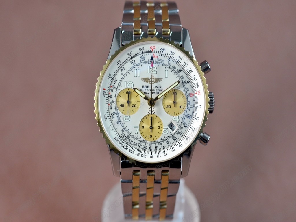 百年靈【男性用】 Navitimer TT White Dial Asia 7750 Chrono 自動機芯搭載9