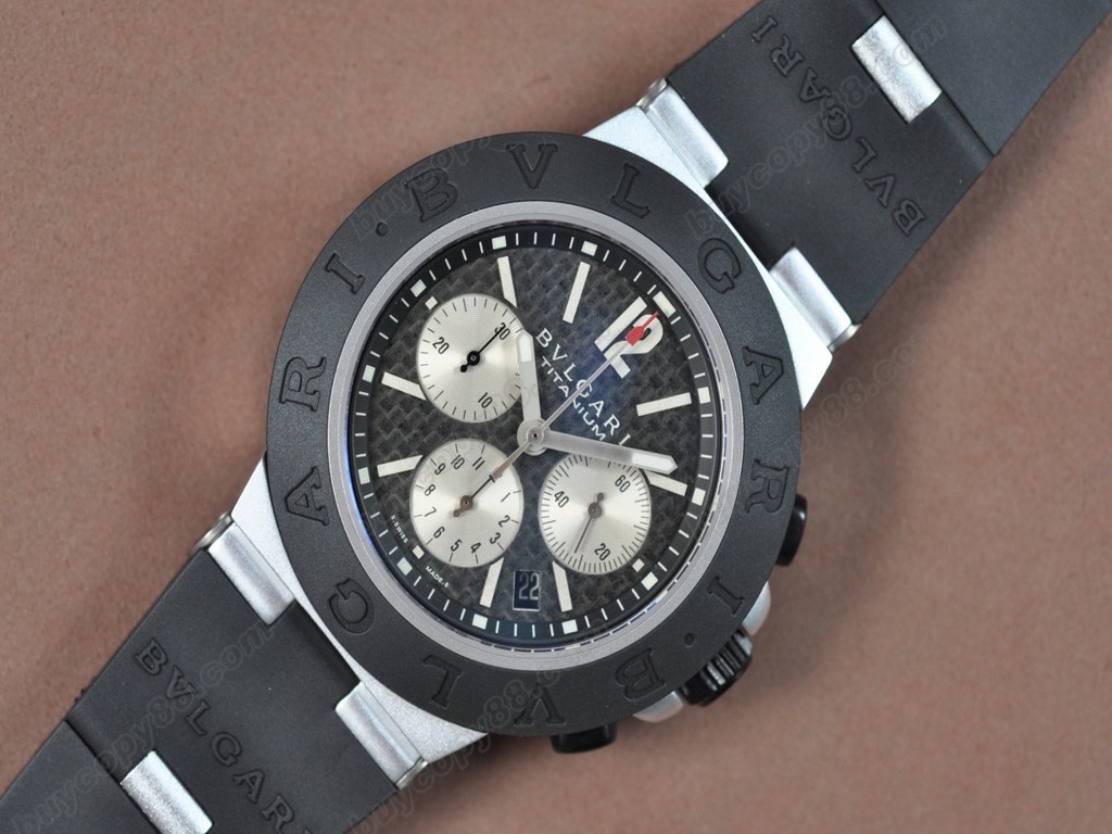 寶格麗 【男性用】 Diagono Aluminium Chrono RU Carbon dial A-7750 自動機芯搭載9