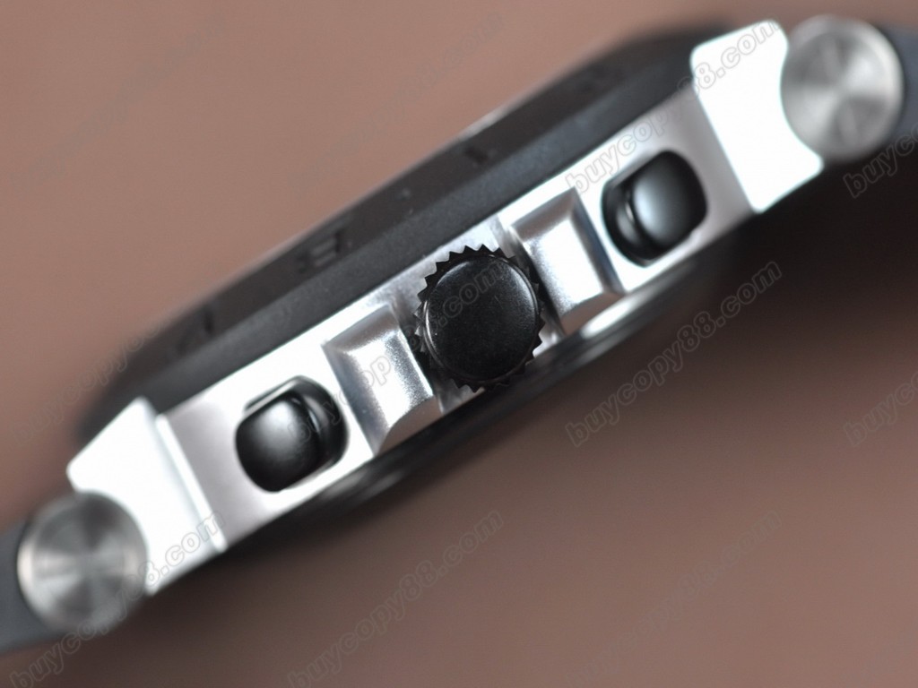 寶格麗 【男性用】 Diagono Aluminium Chrono RU Carbon dial A-7750 自動機芯搭載6