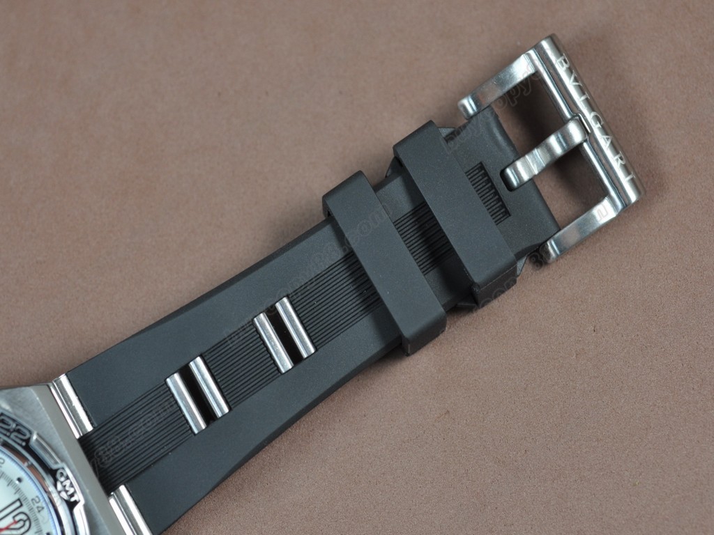 寶格麗【男性用】Diagono X-PRO Chrono SS/RU White Jap OS20 石英機芯搭載 1