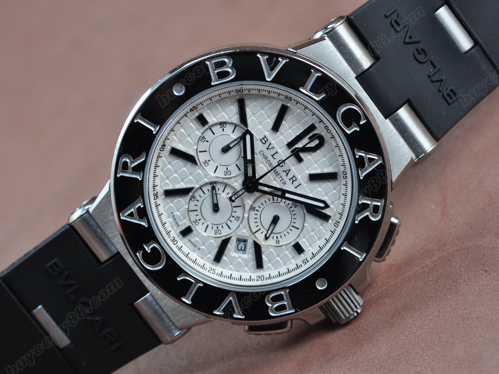 寶格麗  Diagono Aluminium ChronoOS20 石英機芯搭載6