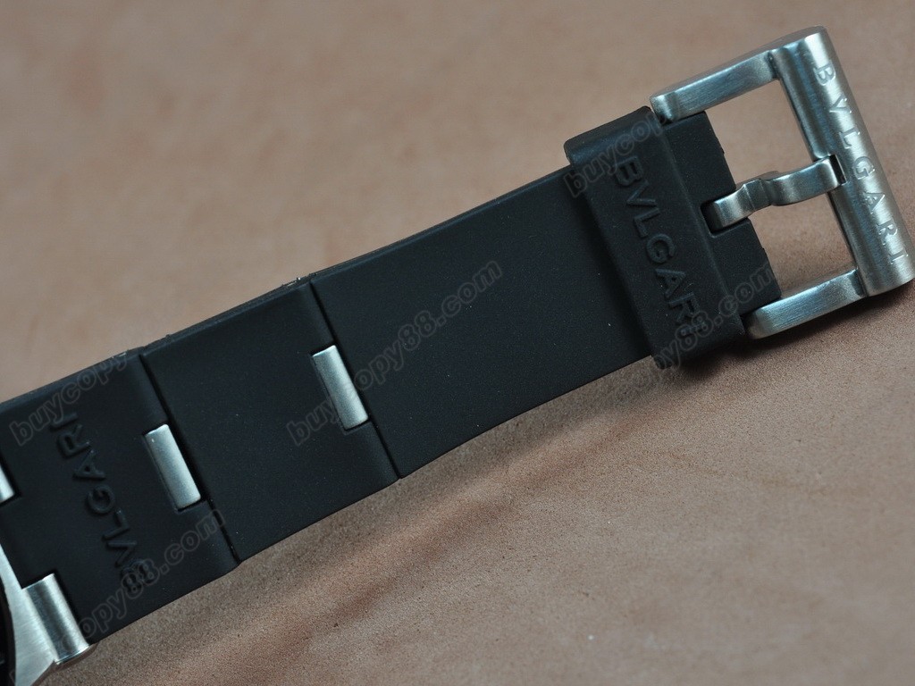 寶格麗 【男性用】 Diagono Aluminium Chrono OS20 石英機芯搭載3