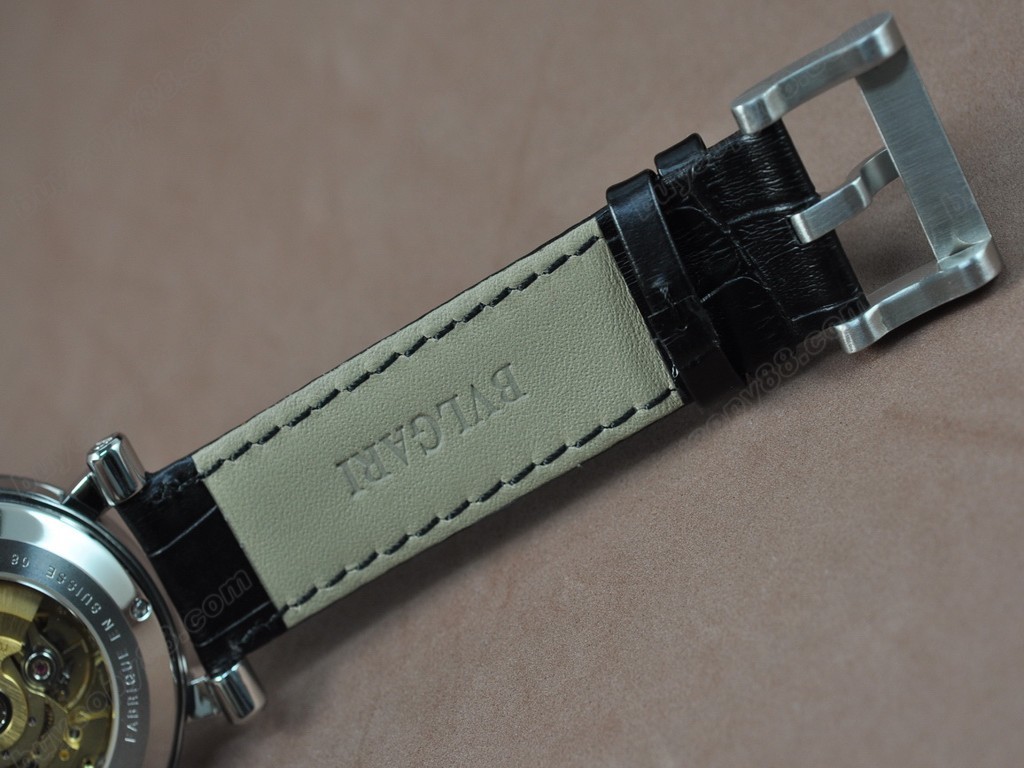 寶格麗 【男性用】 Sotirlo Bvlgari 125th Swiss Eta 2836-2 自動機芯搭載　2