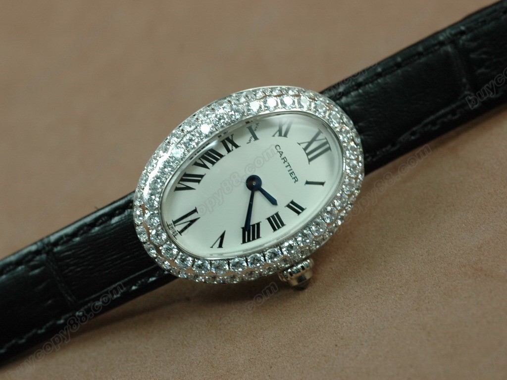 卡地亞【女性用】Jewellery SS Case White Dial Brown Strap DiamondSwiss 石英機芯搭載4