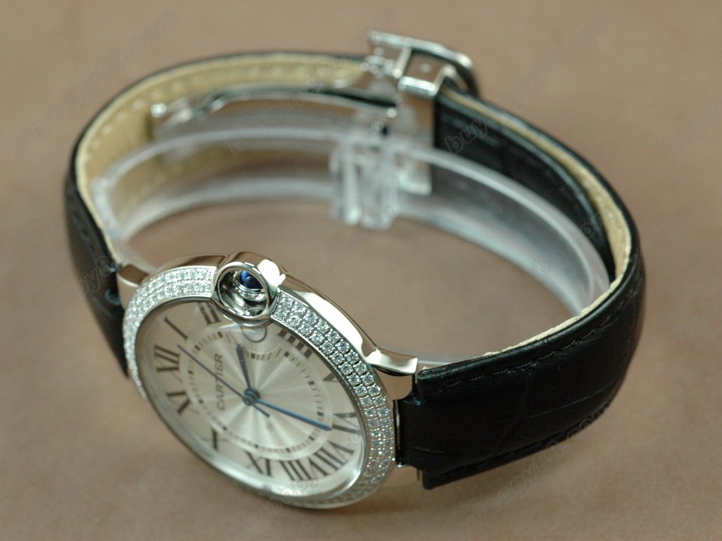 卡地亞【男性用】Ladies SS Case White Dial Black Strap Diamond swiss石英機芯搭載2