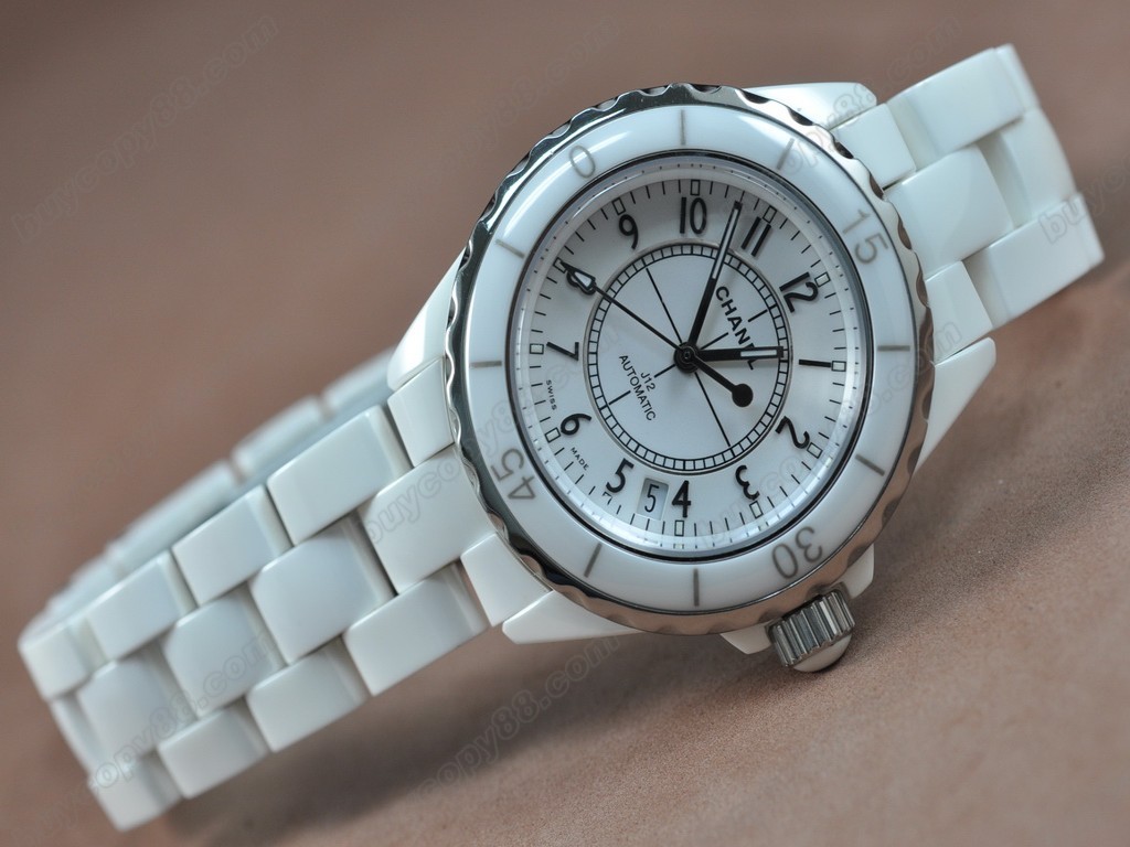 香奈兒【女性用】 J12 White Full Ceramic Swiss Eta 2824-2 自動機芯搭載5