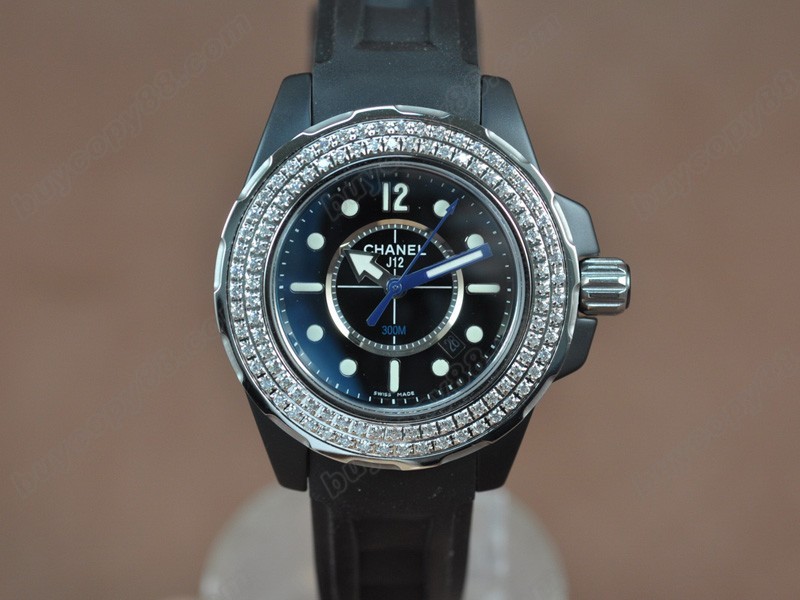 香奈兒【女性用】 J12 34.5mm Black Ceramic RU/Diam Black Swiss Ronda石英機芯搭載1