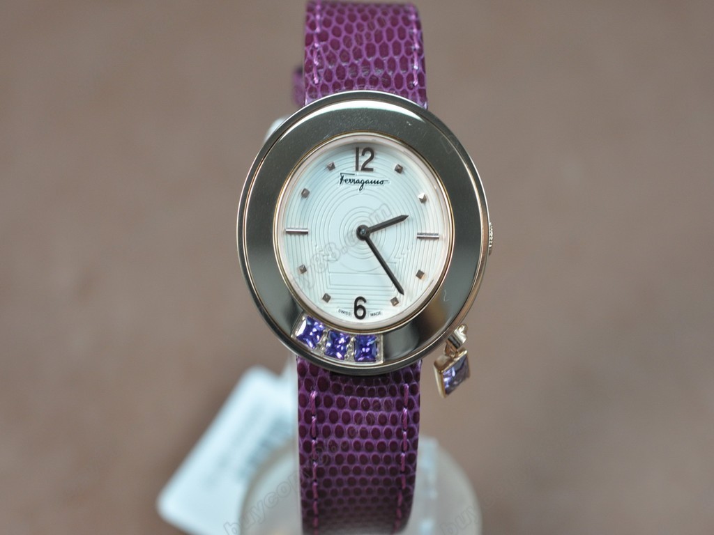 菲拉格慕【女性用】 Ladies RG/LE White MOP Dial Swiss 石英機芯搭載7