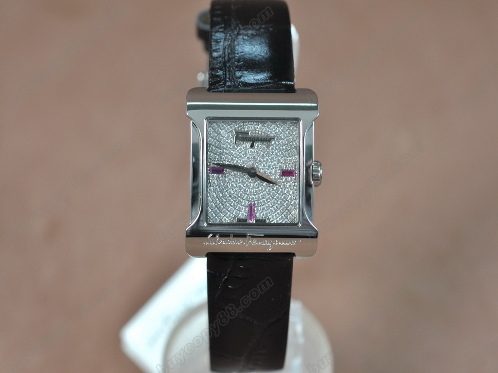 菲拉格慕【女性用】 Venna Ladies SS/LE Diamond Dial Swiss 石英機芯搭載9