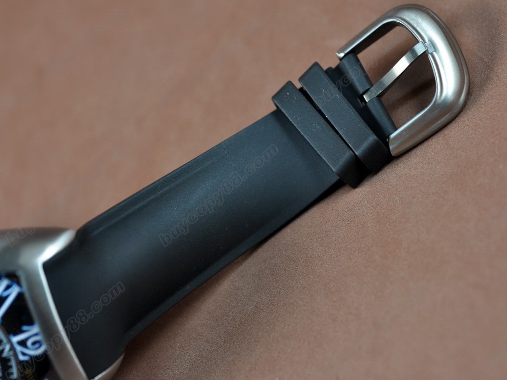 法蘭克穆勒【男性用】Casablanca Chrono SS/LE Black A-7750 自動機芯搭載.振頻每小時 28,800 次3