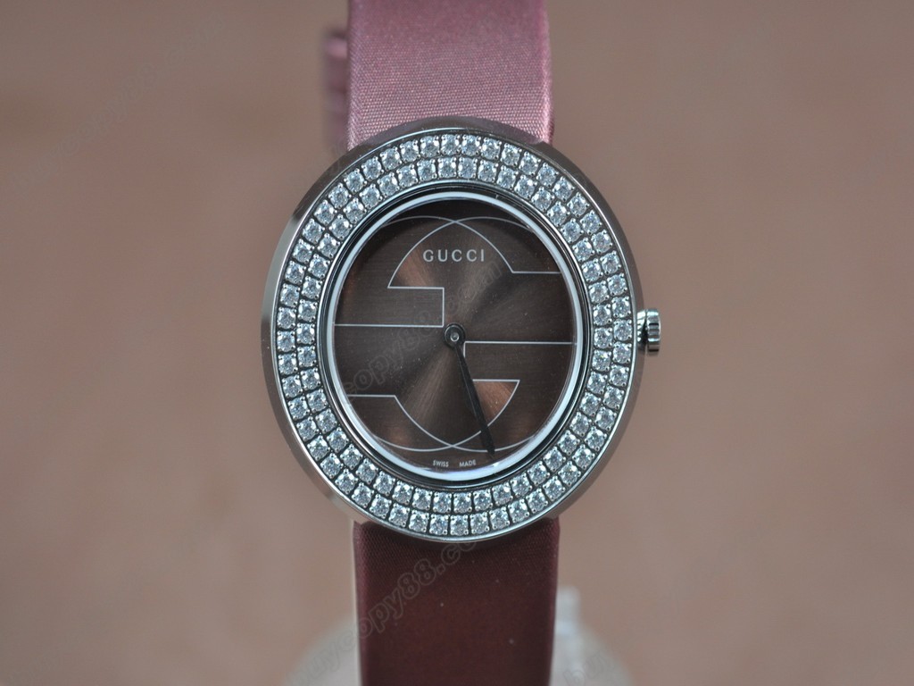 古馳 【女性用】U Play Mid size SS/LE Brown dial Japanese  石英機芯搭載9