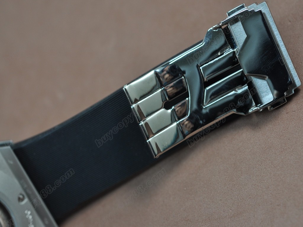 御博 【男性用】Big Bang King Power RU Black Asia7750自動機芯搭載.振頻每小時 28,800 次4