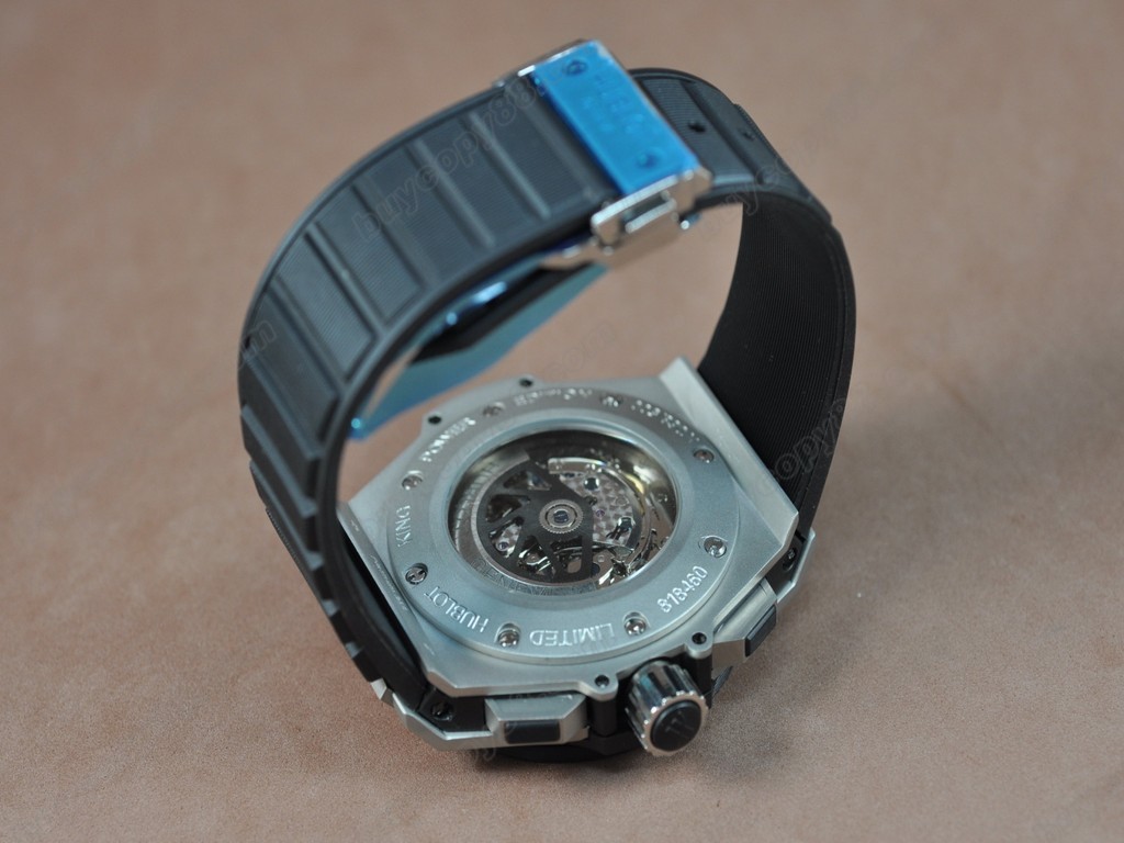 御博 【男性用】 Big Bang King Power SS/RU Black Asia 7750 自動機芯搭載.振頻每小時 28,800 次3