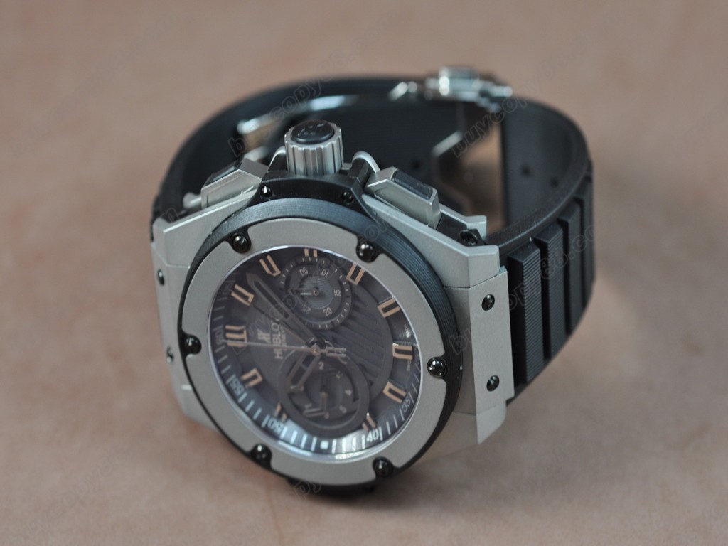 御博 【男性用】Big Bang King Power SS/RU Black Asia 7750 自動機芯搭載.振頻每小時 28,800 次2