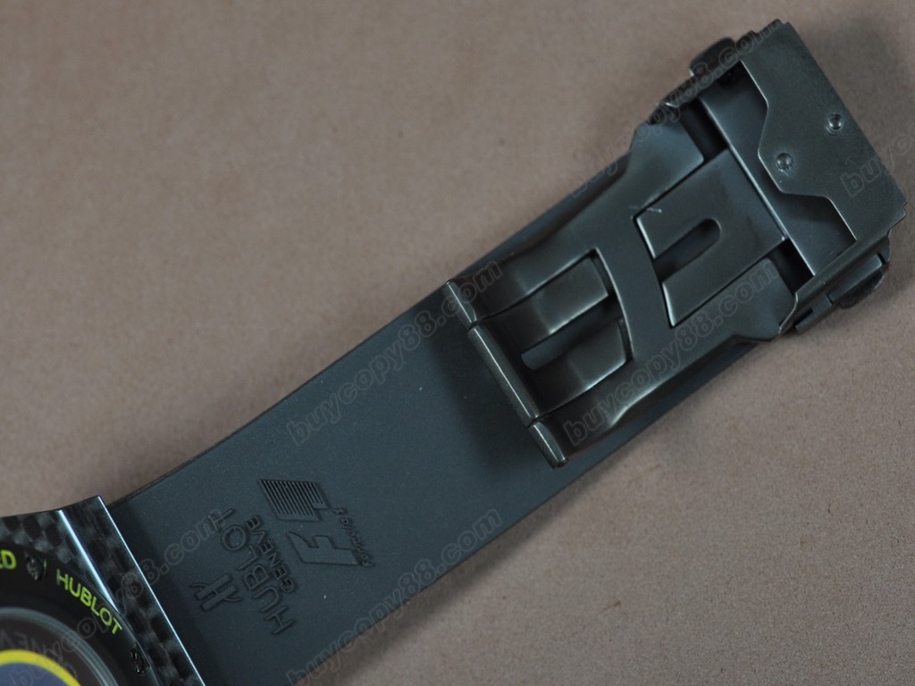 御博 【男性用】 Big Bang King Power F1 Limited Carbon case Black A-7750 自動機芯搭載.振頻每小時 28,800 次8