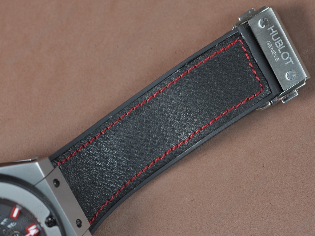 御博 【男性用】 Big Bang King Power F1 SS/LE Black dial A-7750 自動機芯搭載.振頻每小時 28,800 次5