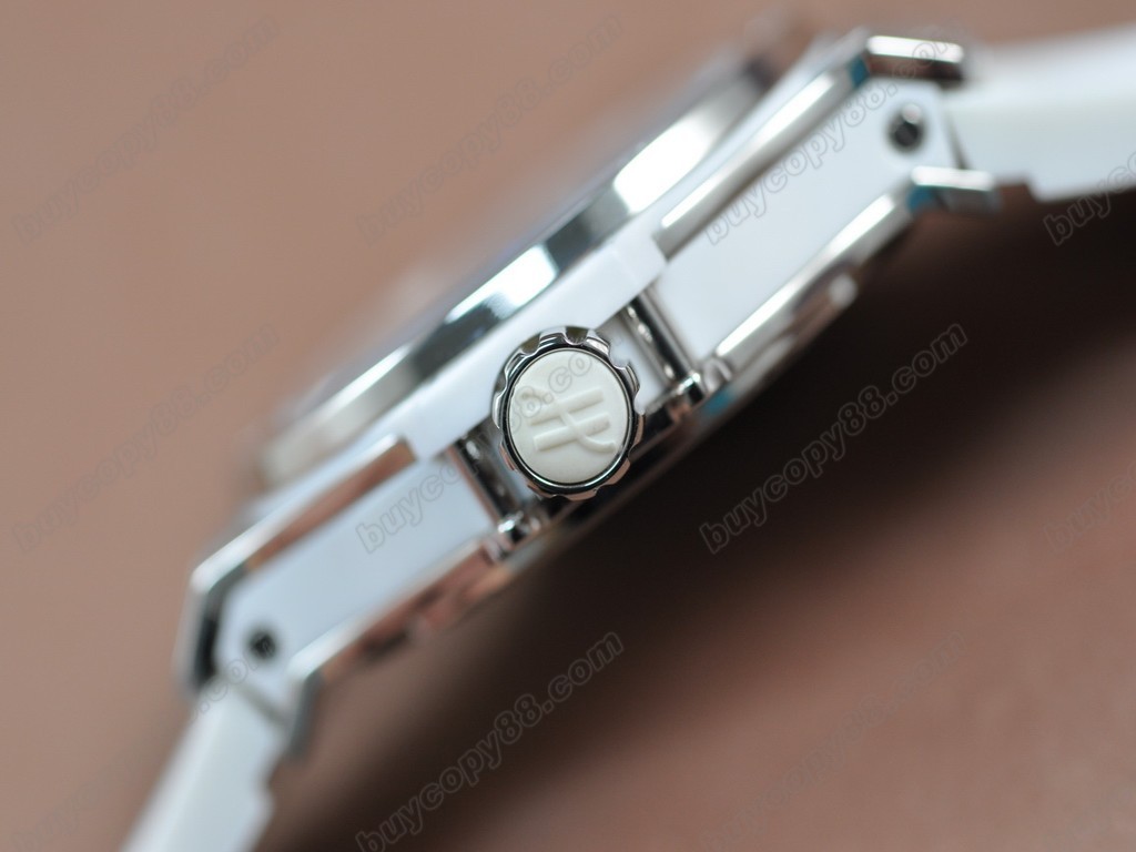 御博 【男性用】Big Bang 38mm SS/Ru All White Swiss 石英機芯搭載7