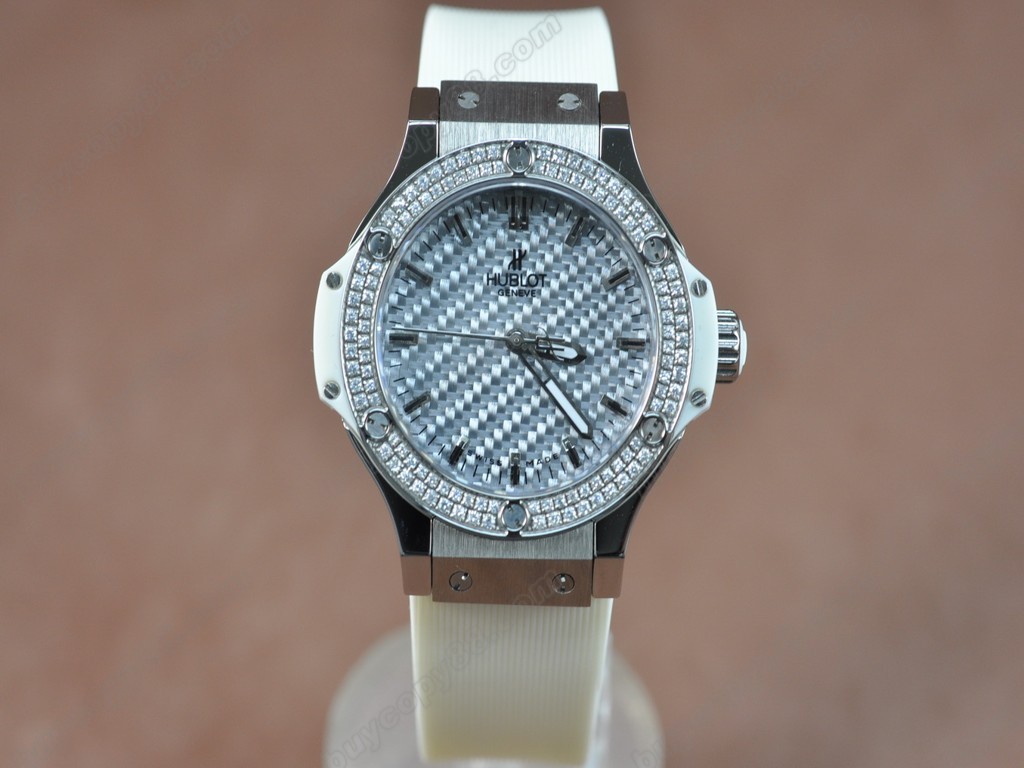 御博 【男性用】 Big Bang 38mm SS/RU Diam Bez Carbon Fibre White Dial Swiss 石英機芯搭載0