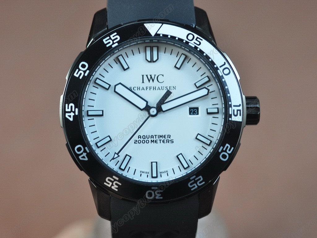 IWC【男性用】Aquatimer pvd/white Asia 21J 自動機芯搭載4