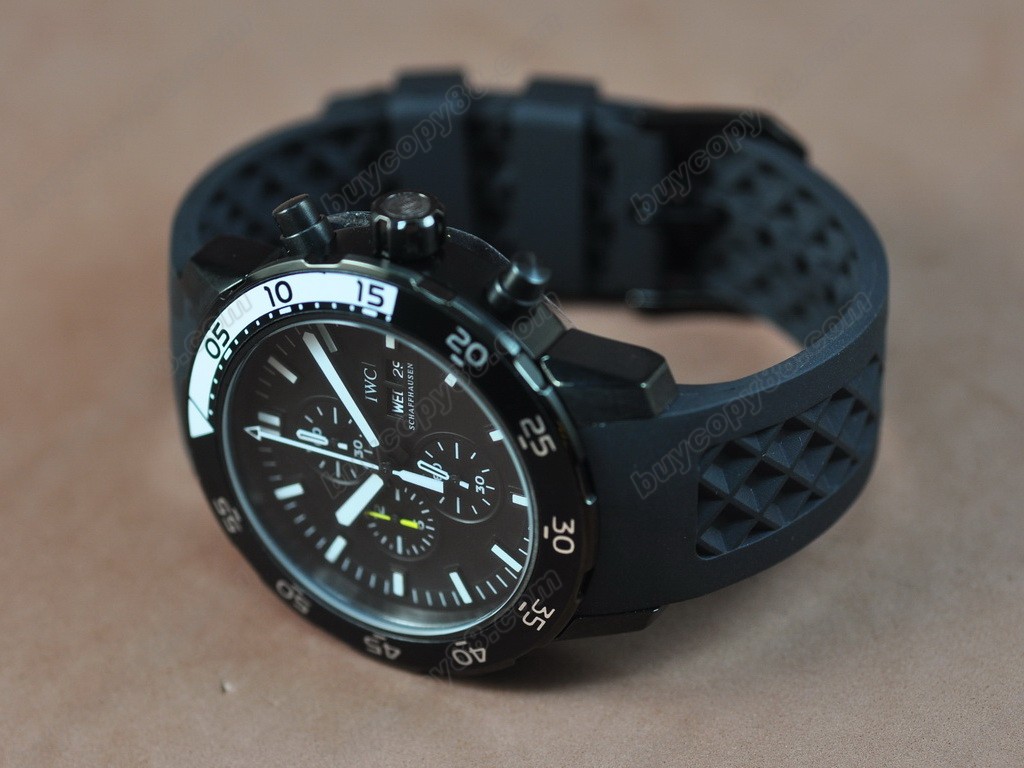 IWC【男性用】Aquatimer Pvd/Black Japan OS 20石英機芯搭載　6