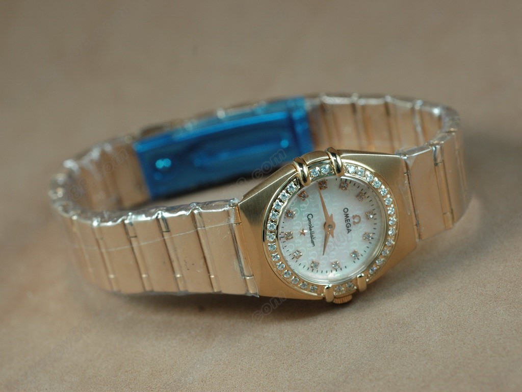 歐米茄 【女性用】18K Wrapped TT Constellation Ladies Insignia Wht DiamSwiss石英機芯搭載 3