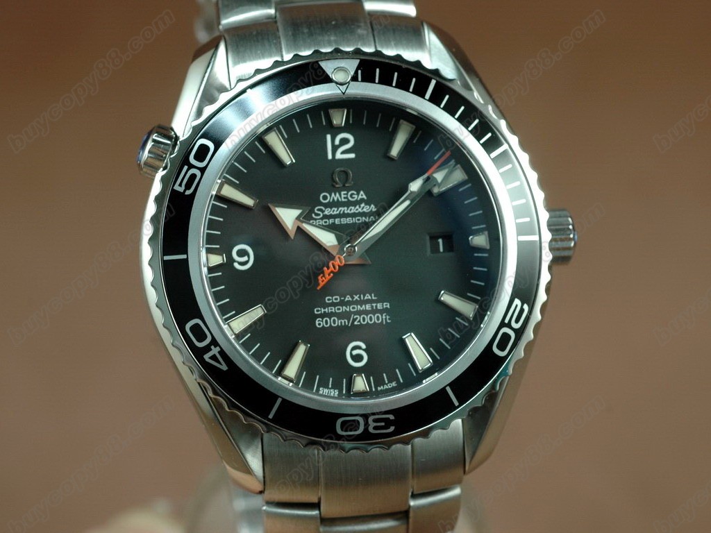 歐米茄 【男性用】Seamaster Planet Ocean 42.5mm Black Bezel Eta 2824-2自動機芯搭載0