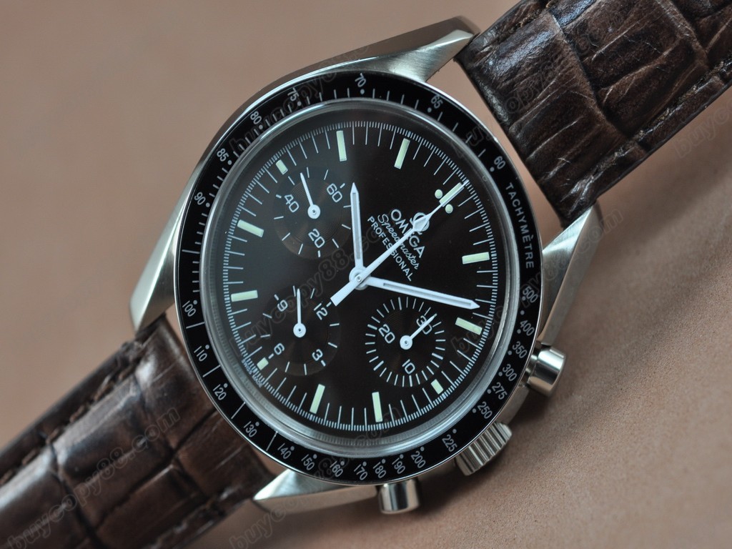 歐米茄 【男性用】 Speedmaster White Shell Dial 手上鏈搭載10