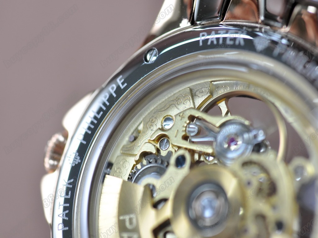 百達翡麗【男性用】Calastrava Dia/TT/White Swiss Eta 2824-2 自動機芯搭載. 振頻每小時 28,800 次6