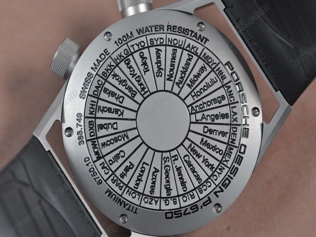 保時捷【男性用】 Performance P6750 Worldtimer Ti Grey dial on Rubber strapAsia 7750 自動機芯搭載． 振頻每小時 28,800 次6