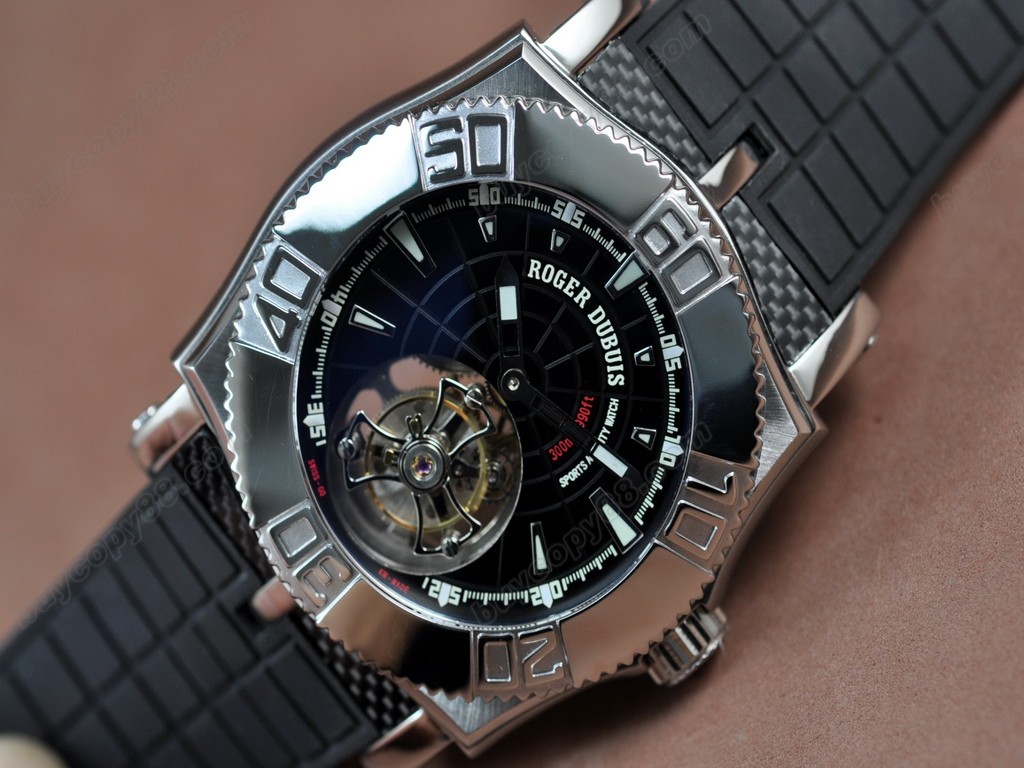 豪爵錶【男性用】 Easy Diver Tourbillon Manual 手上鏈搭載7