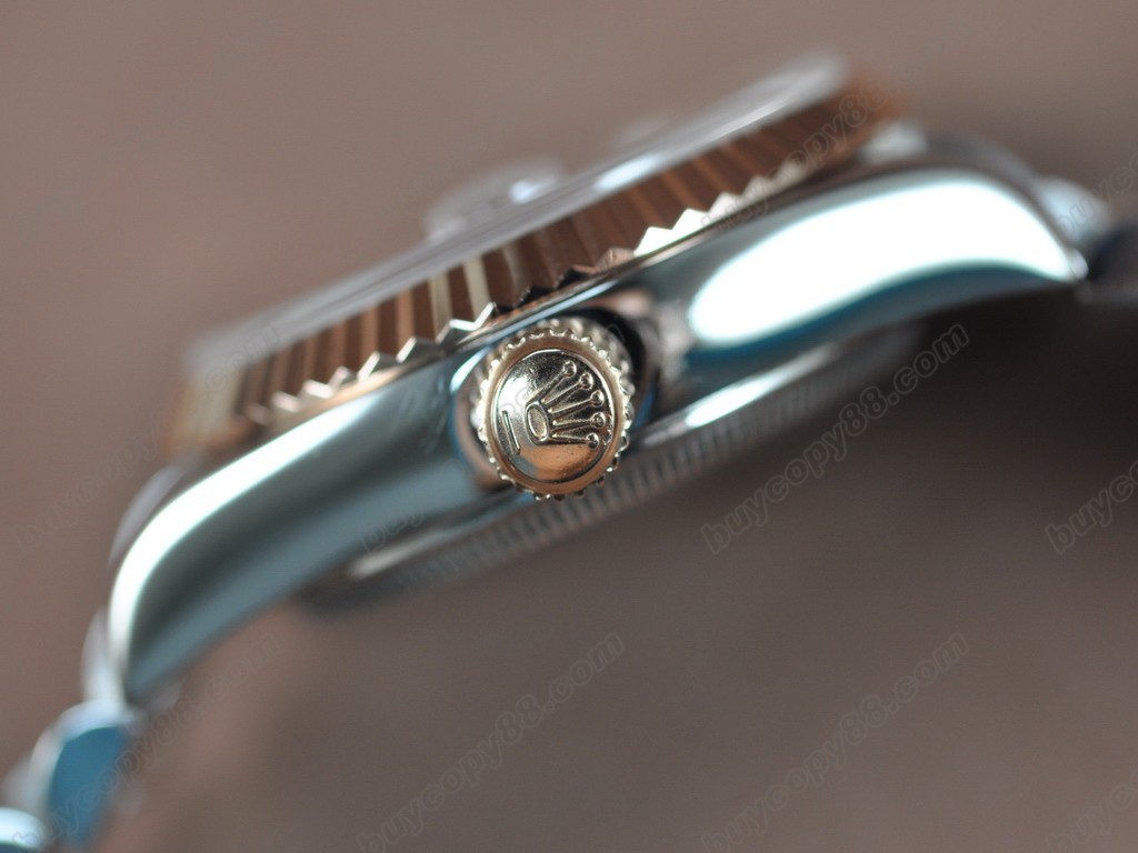 勞力士【男性用】 DateDay 36mm TT White Dial A-2836-2自動機芯搭載4