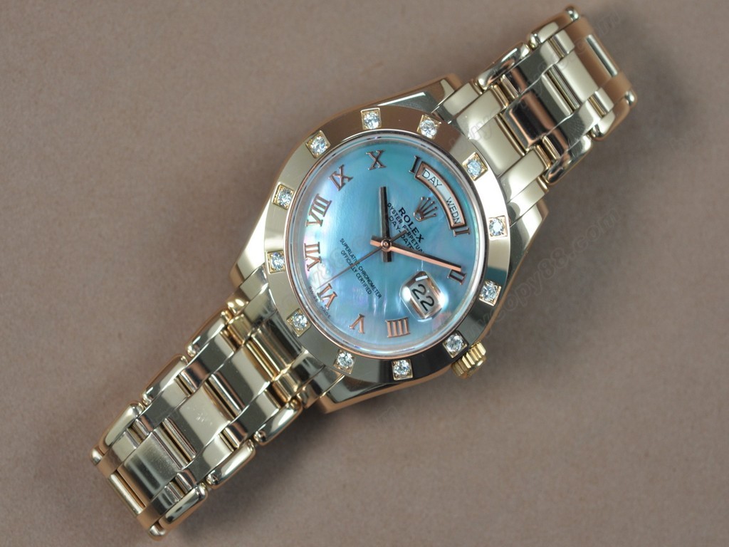 勞力士【男性用】DateDay 40mm Full RG White Dial A-2836-2 自動機芯搭載7