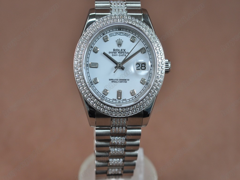 勞力士【男性用】 DateDay 41mm SS/SS Diam Bez White Dial A-2836-2 自動機芯搭載7