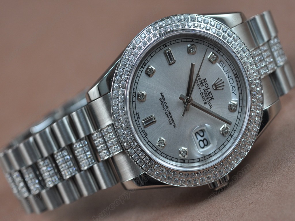 勞力士【男性用】 DateDay 41mm SS/SS Diam Bez White Dial A-2836-2 自動機芯搭載2