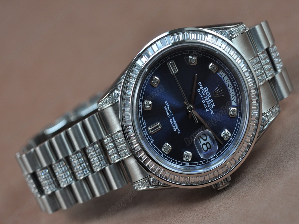 勞力士【男性用】DateDay 41mm SS/SS Diamonds White Dial A-2836-2 自動機芯搭載2