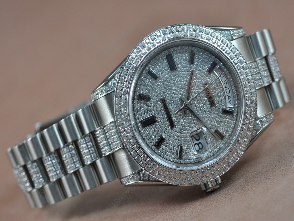 勞力士【男性用】DateDay 41mm SS/SS Diamond Dial A-2836-2 自動機芯搭載3