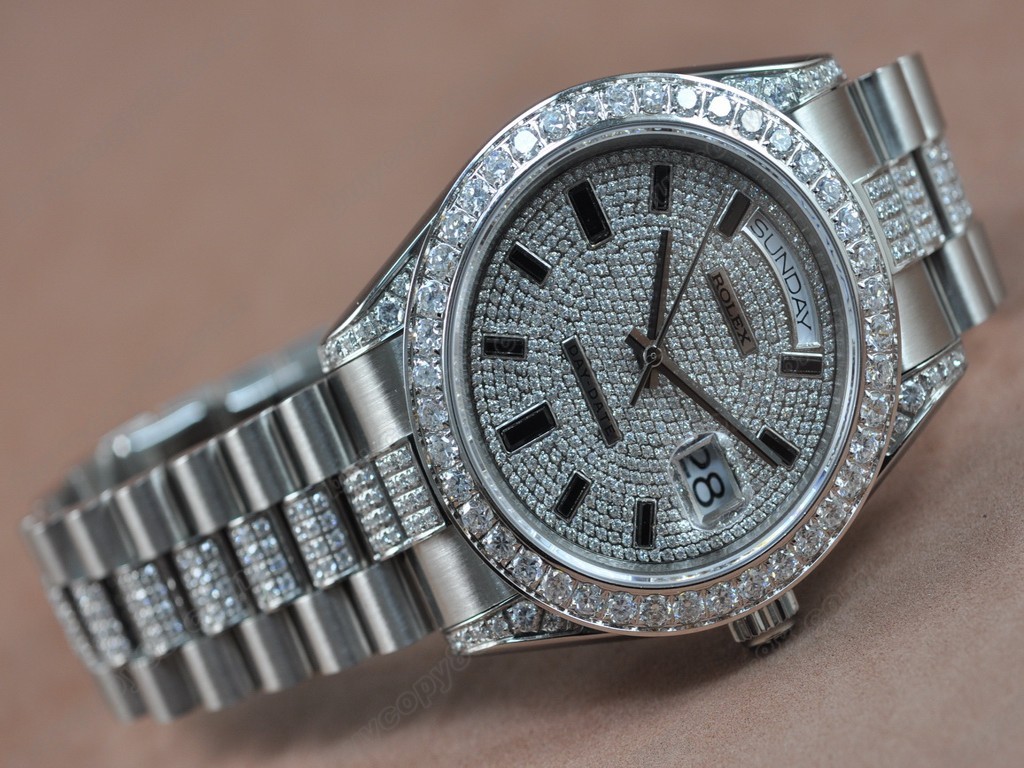 勞力士【男性用】 DateDay 41mm SS/SS Diamond Dial A-2836-2 自動機芯搭載5