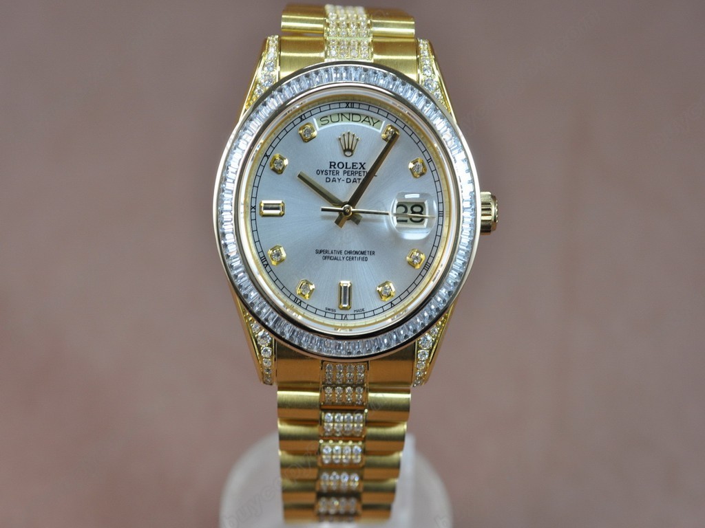 勞力士【男性用】 DateDay 41mm Full YG Diamond White Dial A-2836-2 自動機芯搭載0
