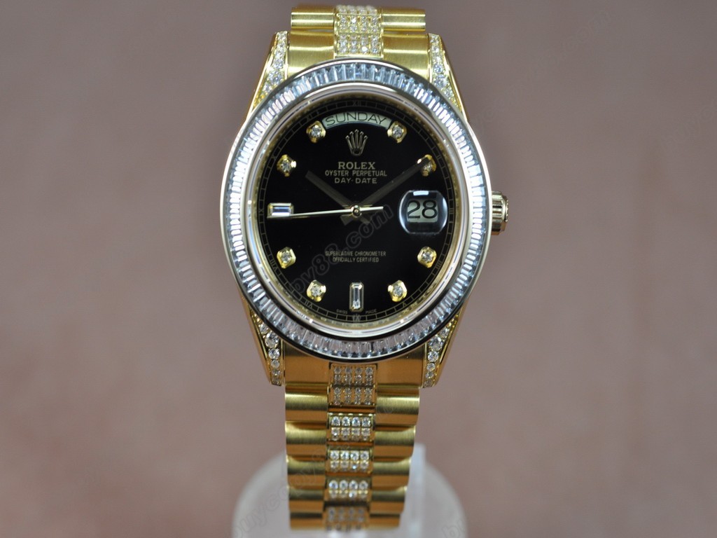 勞力士【男性用】DateDay 41mm Full YG Diamond White Dial A-2836-2 自動機芯搭載6