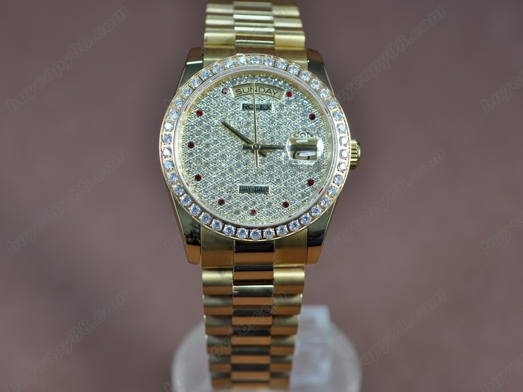 勞力士【男性用】DateDay 36mm Full YG Diamonds Dial A-2836-2 自動機芯搭載10